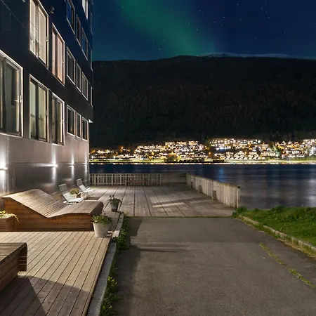 Aurora Penthouse By Paramount *