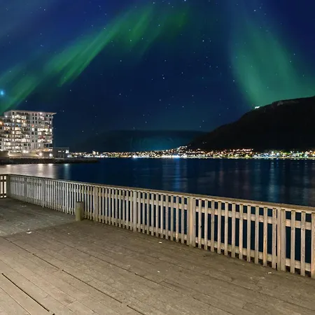 Aurora Penthouse By Paramount Apartman *