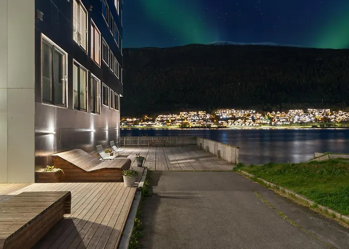 Aurora Penthouse By Paramount *